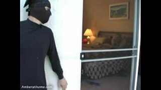 Masker මිනිසුන් එක්ක නිදාගත්තා මට හෝ මා සොයා