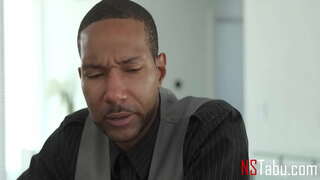 ���बनूस माँ चाहता है डैडी के इलाज के लिए एक औरत की तरह उसे