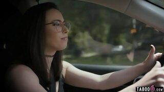 Casey Calvert meni poimia hänen asioita hänen ex